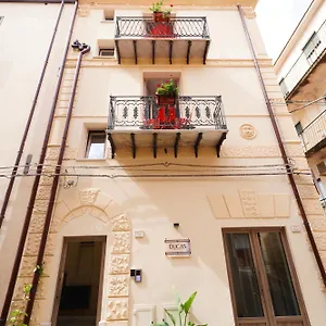 https://ducas-rooms-and-suite.sicilyhotelsitaly.net